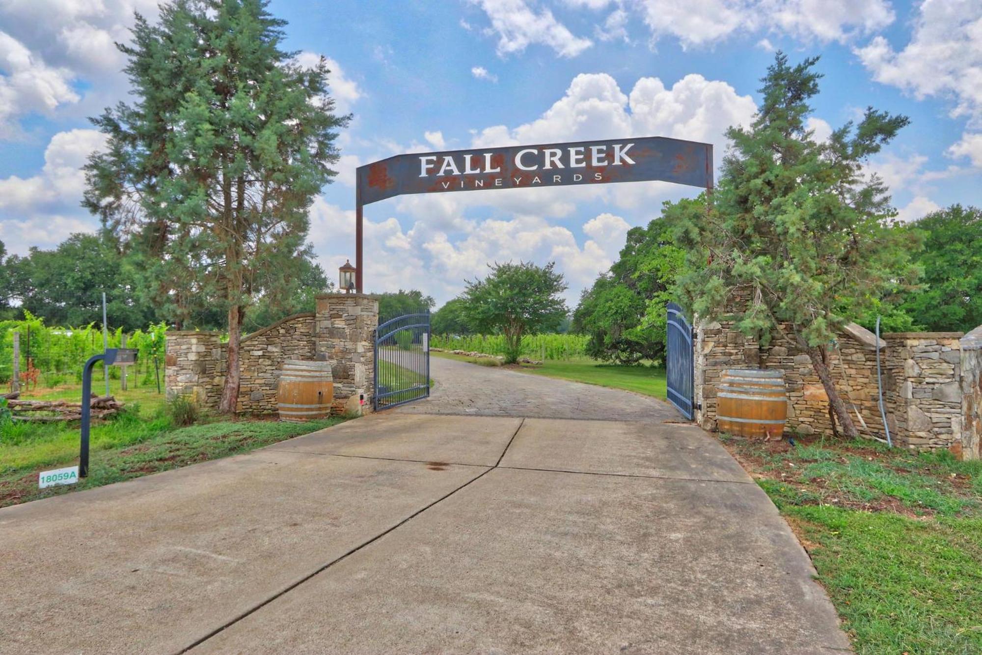 Fall Creek Vineyards Wine Country Inn Dripping Springs Buitenkant foto